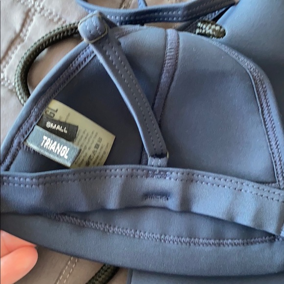 Triangl 2pice bikini set. - Picture 2 of 7